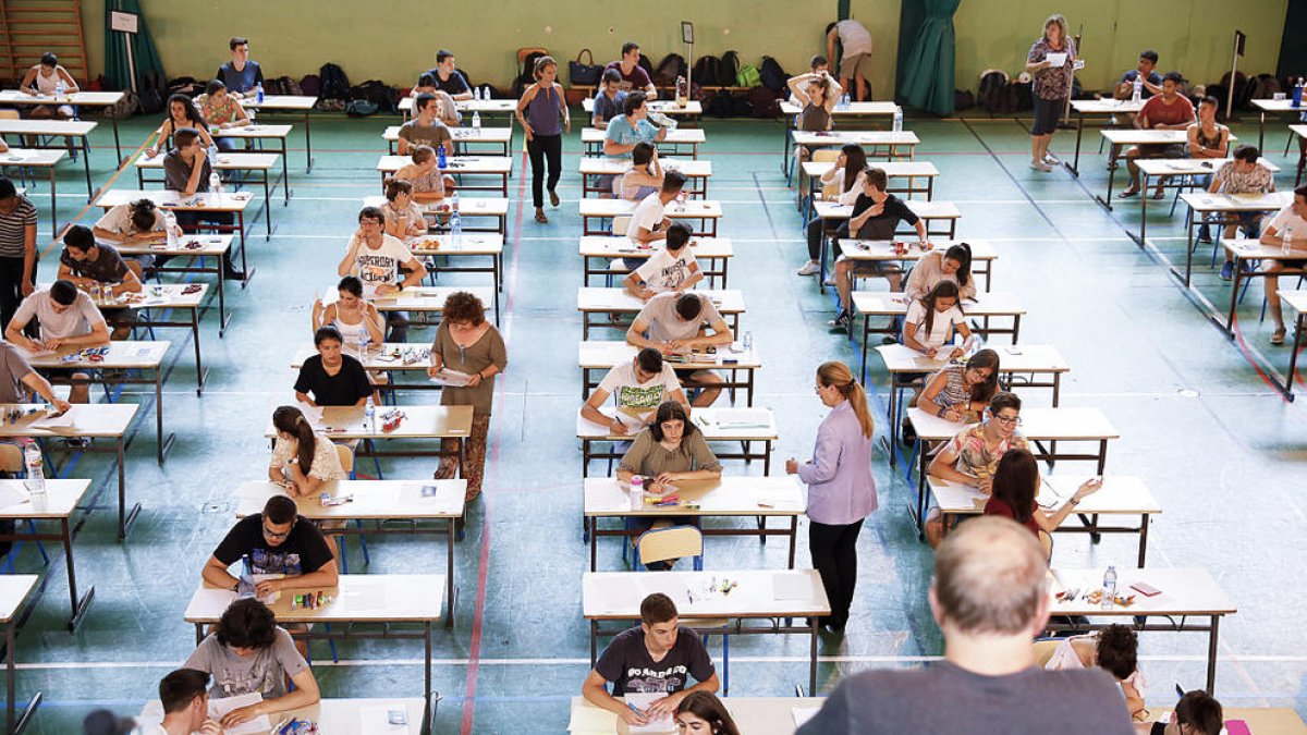 Augmenta el nombre d'universitaris en centres francesos