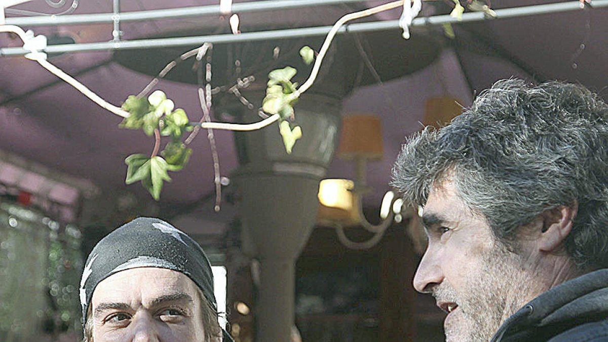 Dos rècords mundials per a la futura escola d'especialistes