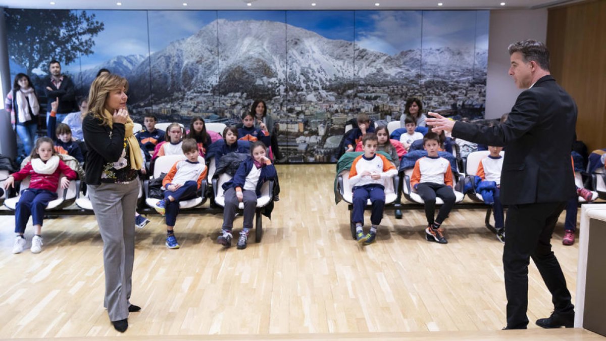 Alumnes del col·legi sant Ermengol visiten el comú