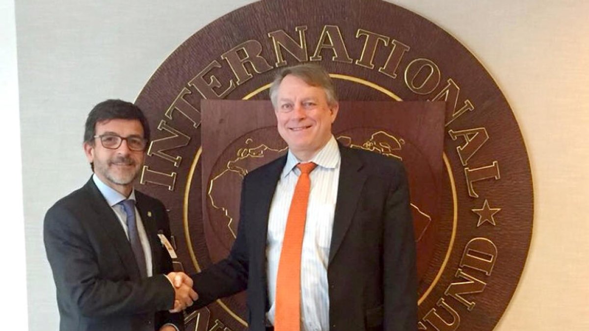 L'entrada a l'FMI queda pendent del cost del dipòsit