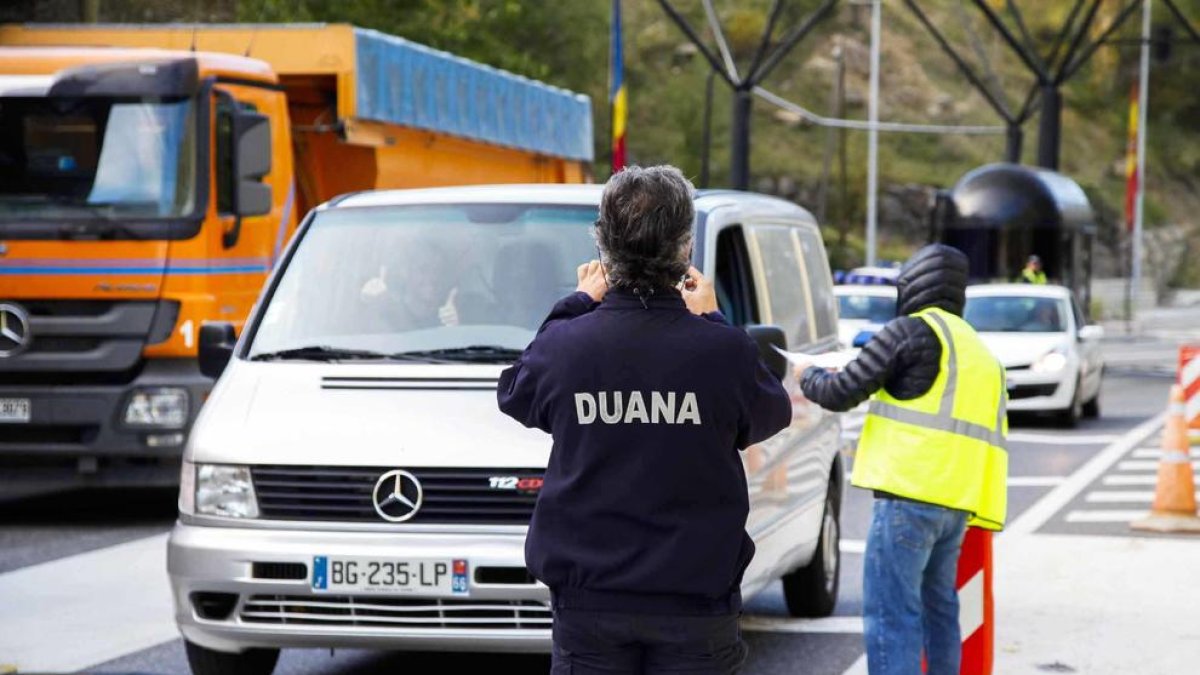 Els duaners estan disposats a no fer vaga si hi ha un acord amb Govern