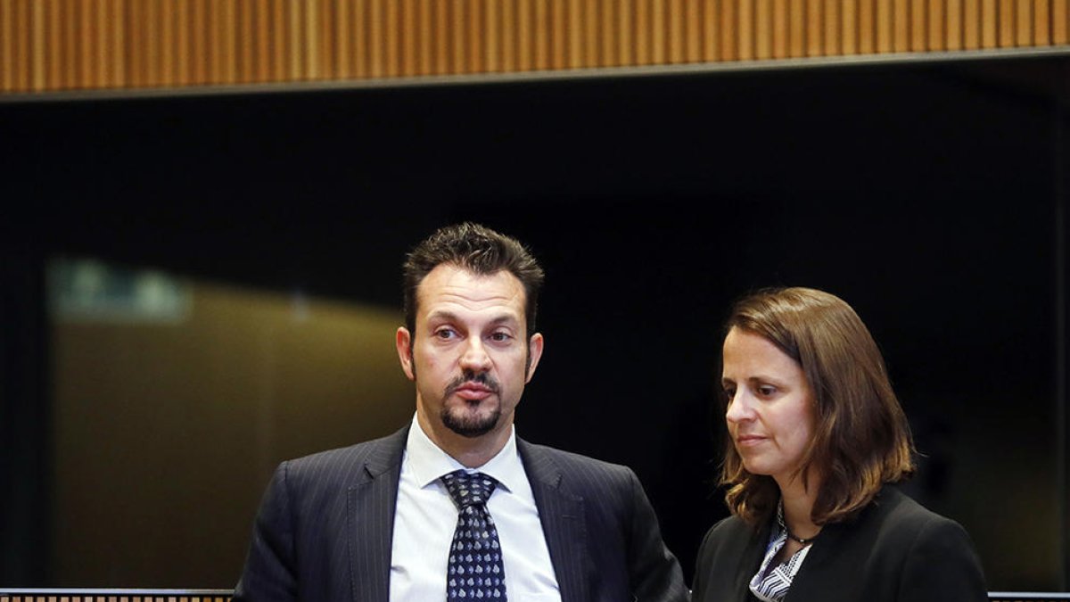 El PS pregunta per l'impacte de les deduccions en l'impost de societats i l'IRPF