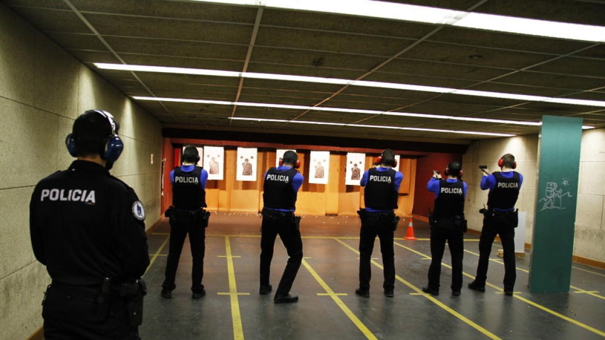 Els 33 nous policies de la darrera promoció s'incorporaran al maig