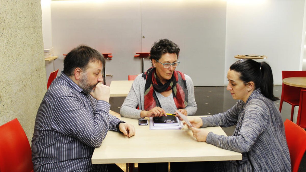 Dues dimissions al Sitca abans de l'assemblea d'avui