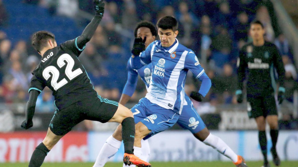 El Reial Madrid perd contra l'Espanyol amb un gol a l'últim minut