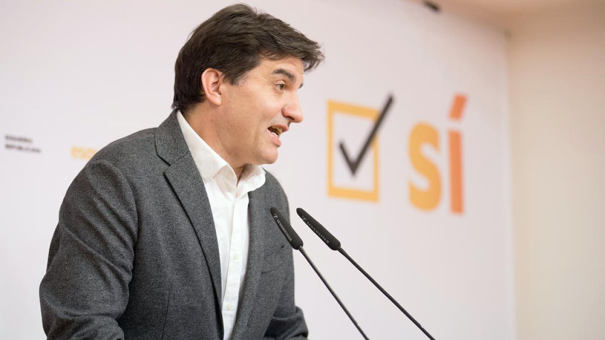 ERC votarà a favor de la resolució de JxCat per legitimar Puigdemont