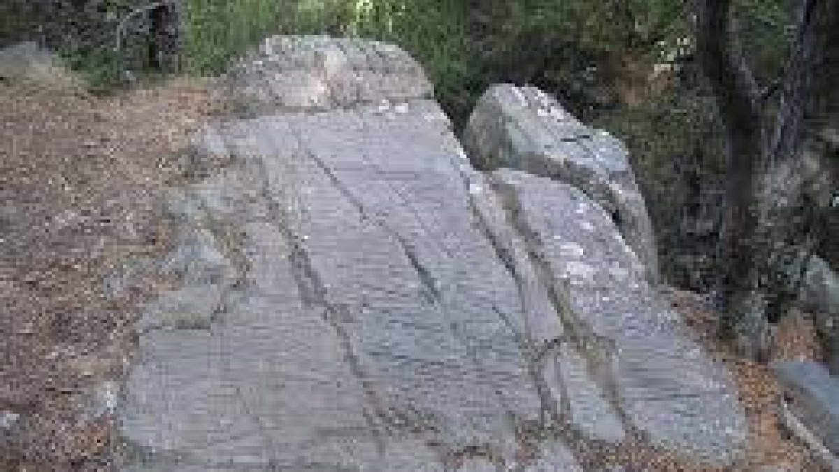 El Roc de les Bruixes i el Jambo Street, als set tuits