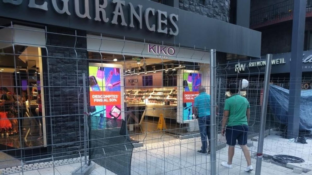 La previsió de les rebaixes divideix els comerciants