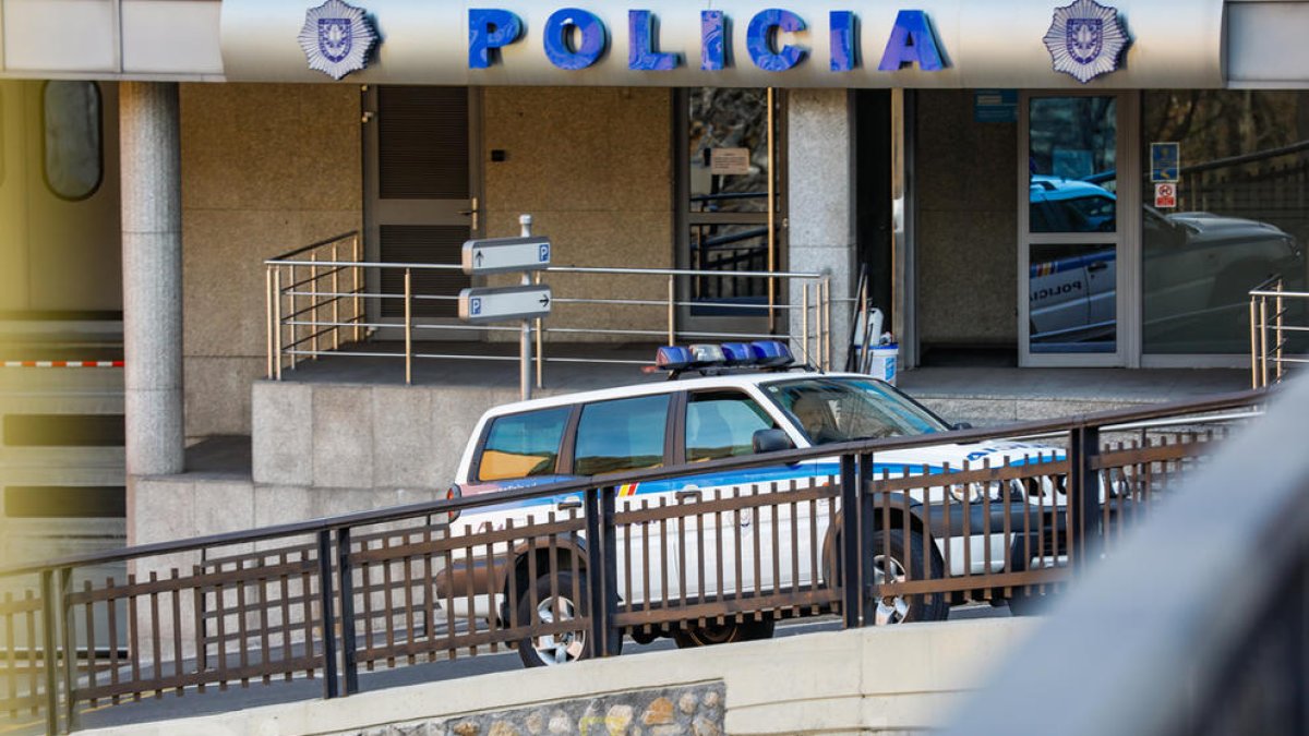 Detingut un jove per amenaçar-ne un altre amb una navalla a Encamp