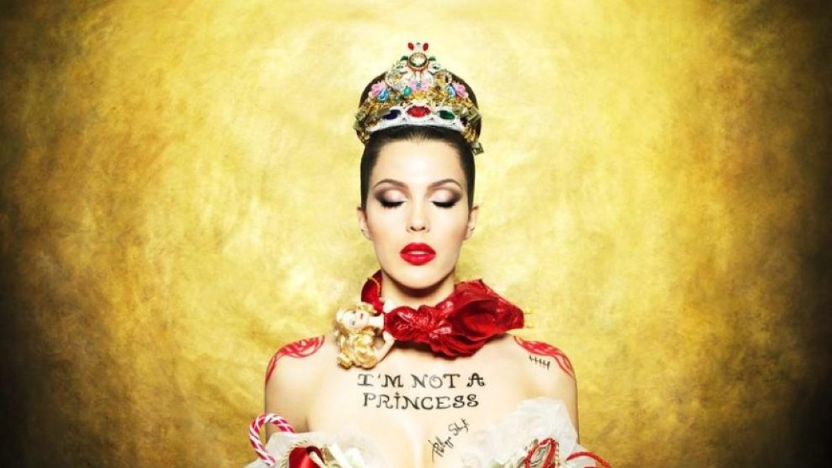 Una foto feta a Andorra d'una miss es ven per 40.000 euros