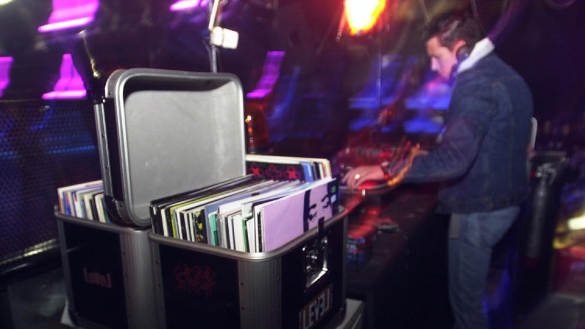 L'Sdadv posa a rodar l'engranatge per pagar 'royalties' als músics