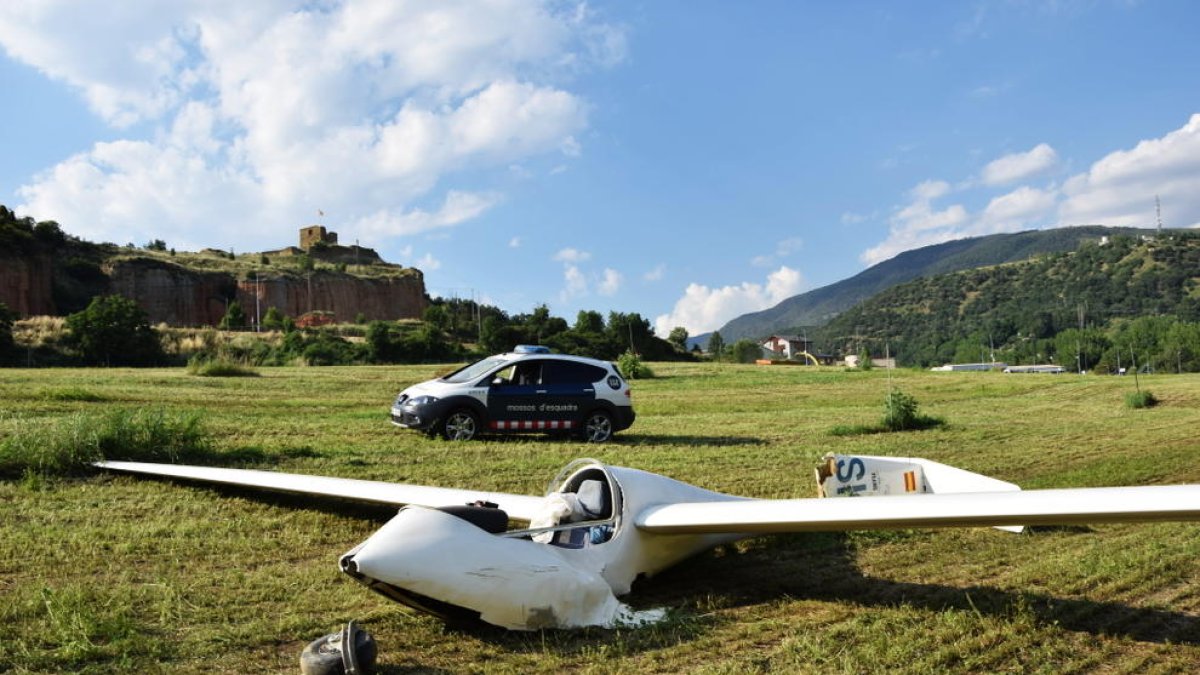 Aterratge “planificat” en un camp de la Seu d'Urgell
