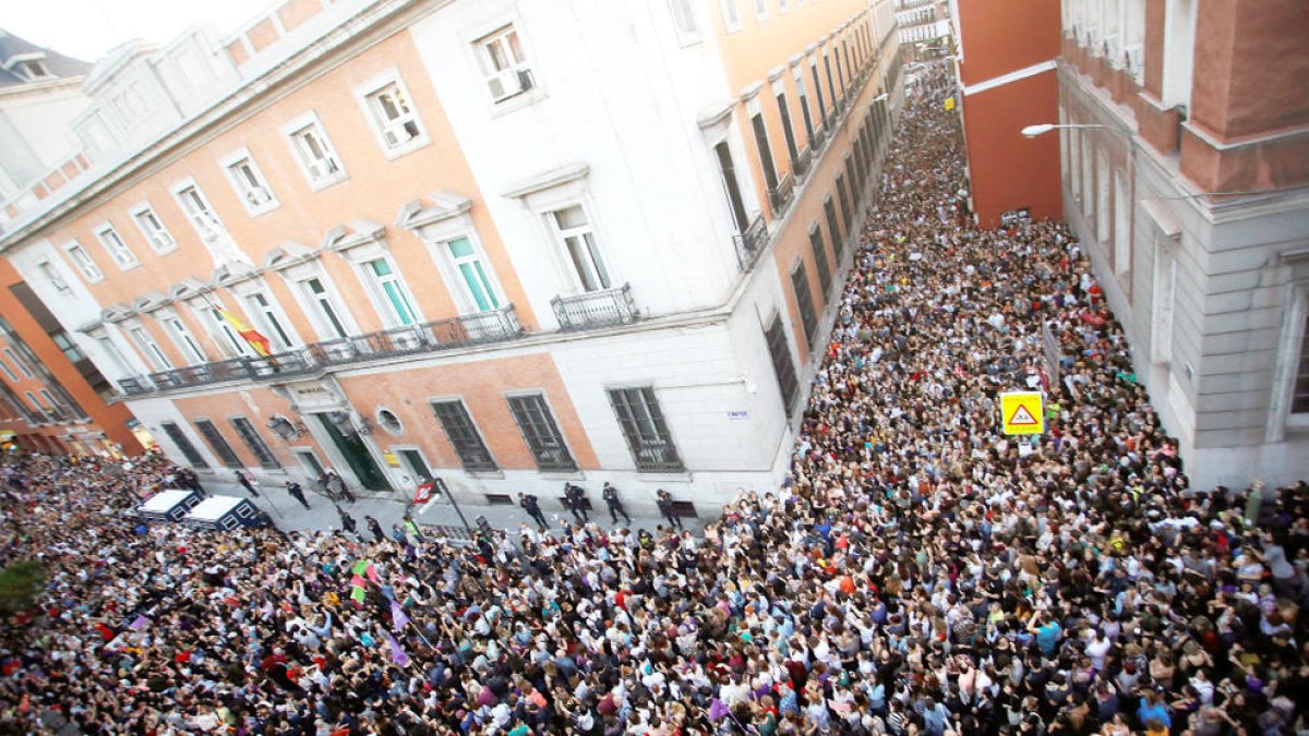 Condemnen 'La Manada' per abús sexual però no per violació