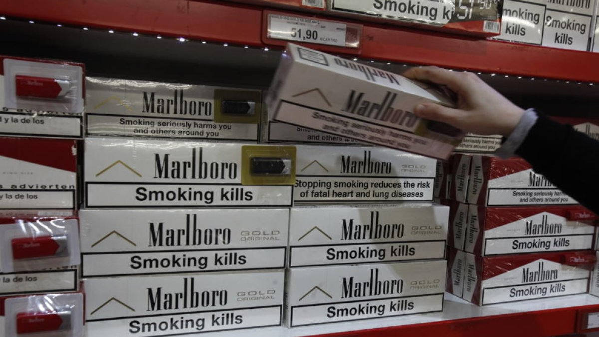 El diferencial del tabac amb Espanya va del 28 al 40%