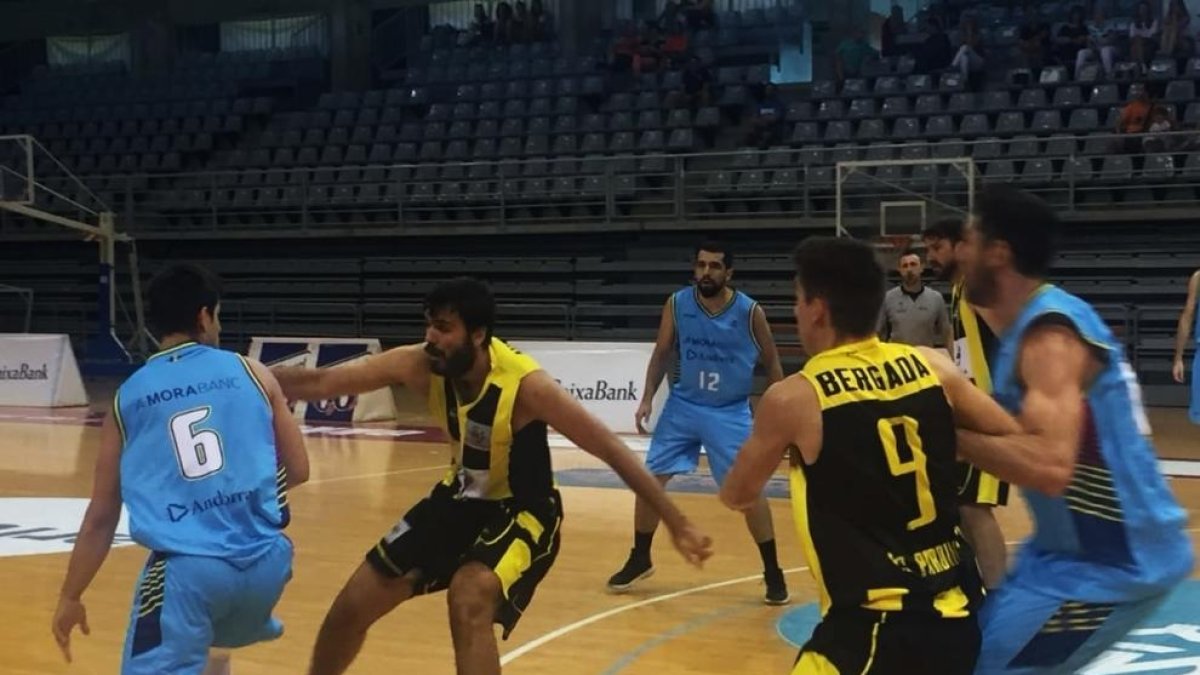 El MoraBanc B cau davant el CB Pardinyes a la Lliga Catalana EBA (100-71)