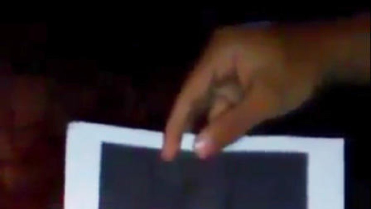 Arran crema de nou una foto del Copríncep i diu que segueix la lluita