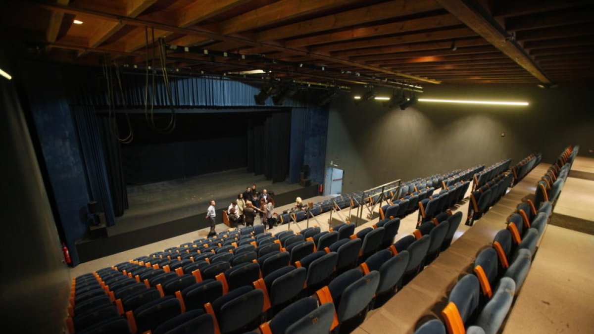 El comú obre el concurs per adequar el Teatre Comunal