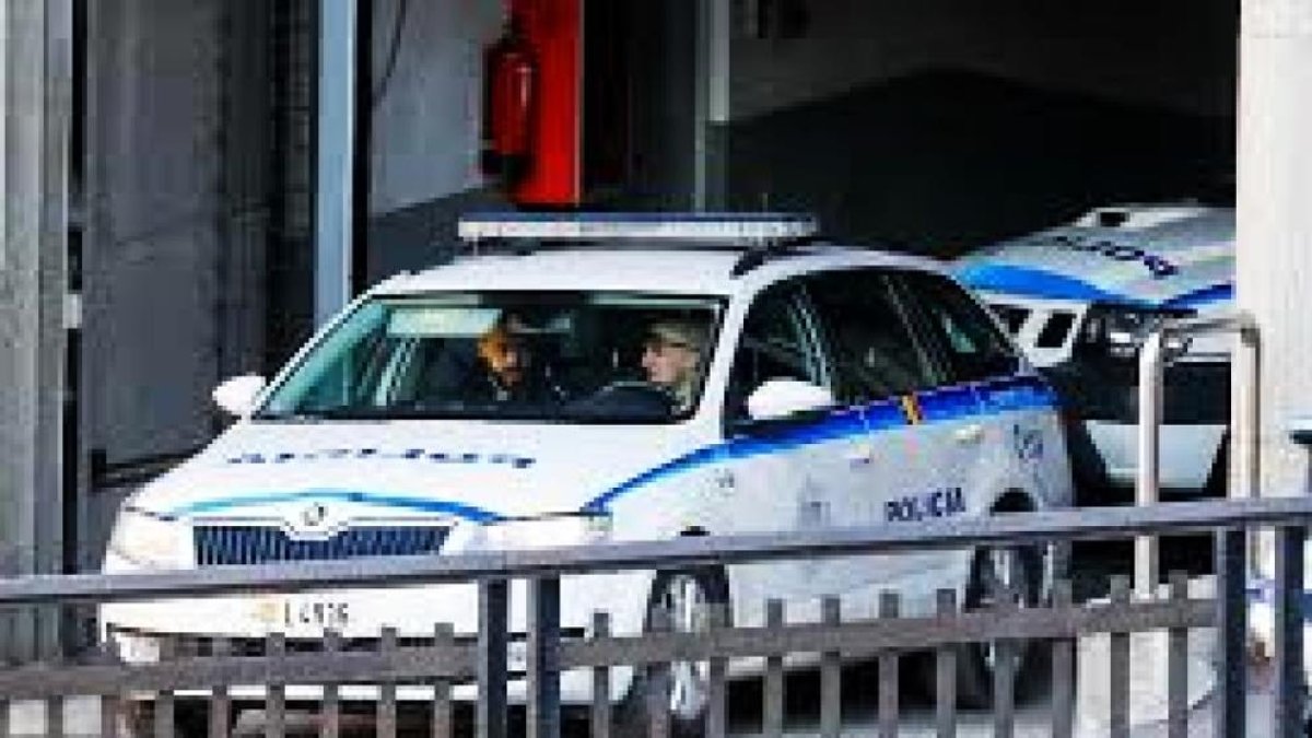 Un home dona positiu després d'una persecució policial