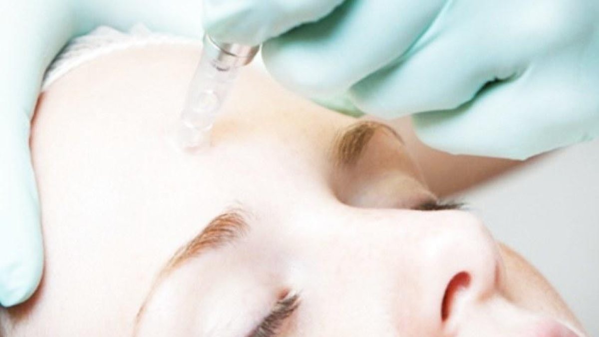 Regeneració facial amb factors de creixement