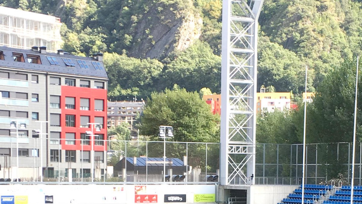 El VPC rep la visita del líder invicte