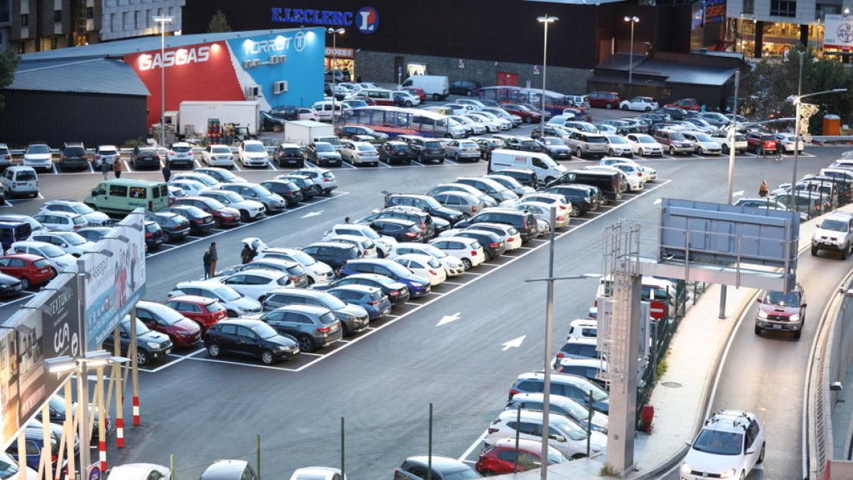 L'aparcament, un problema comú