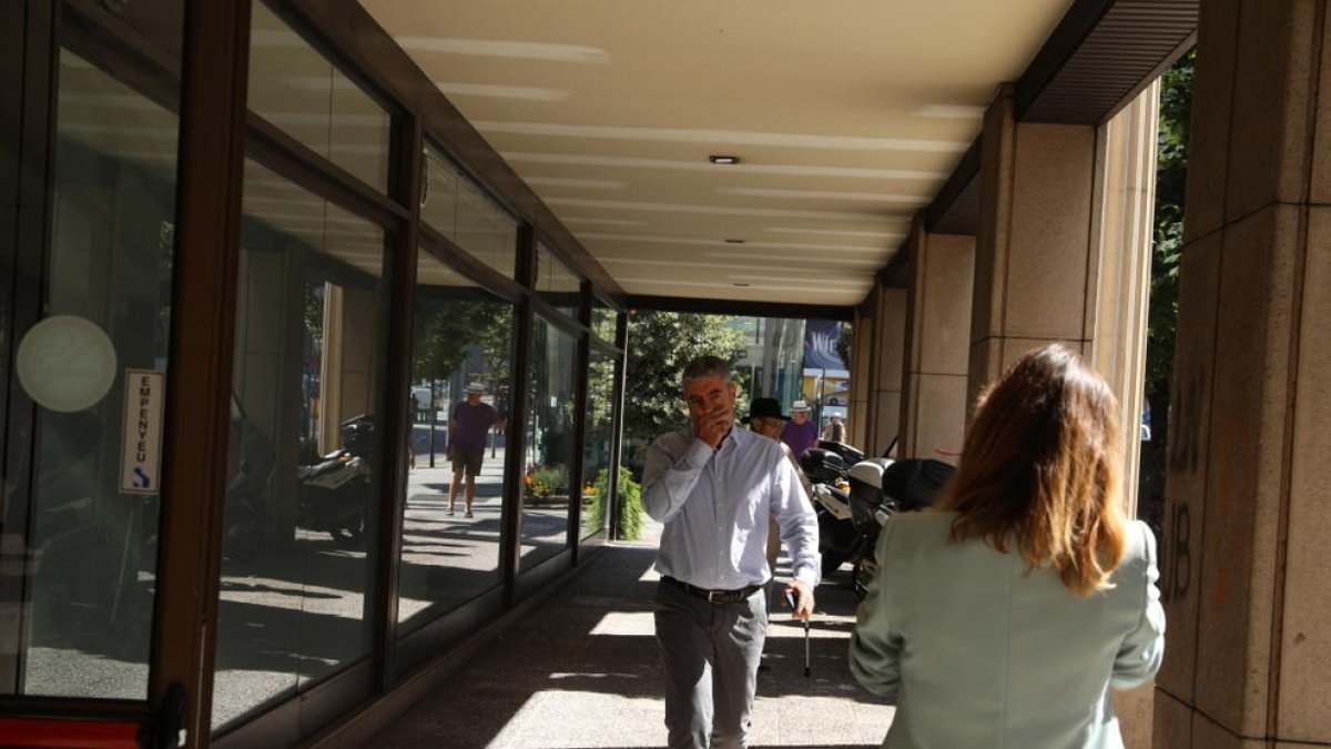 La trama pagava 1,2 milions extra anuals a Banca Privada