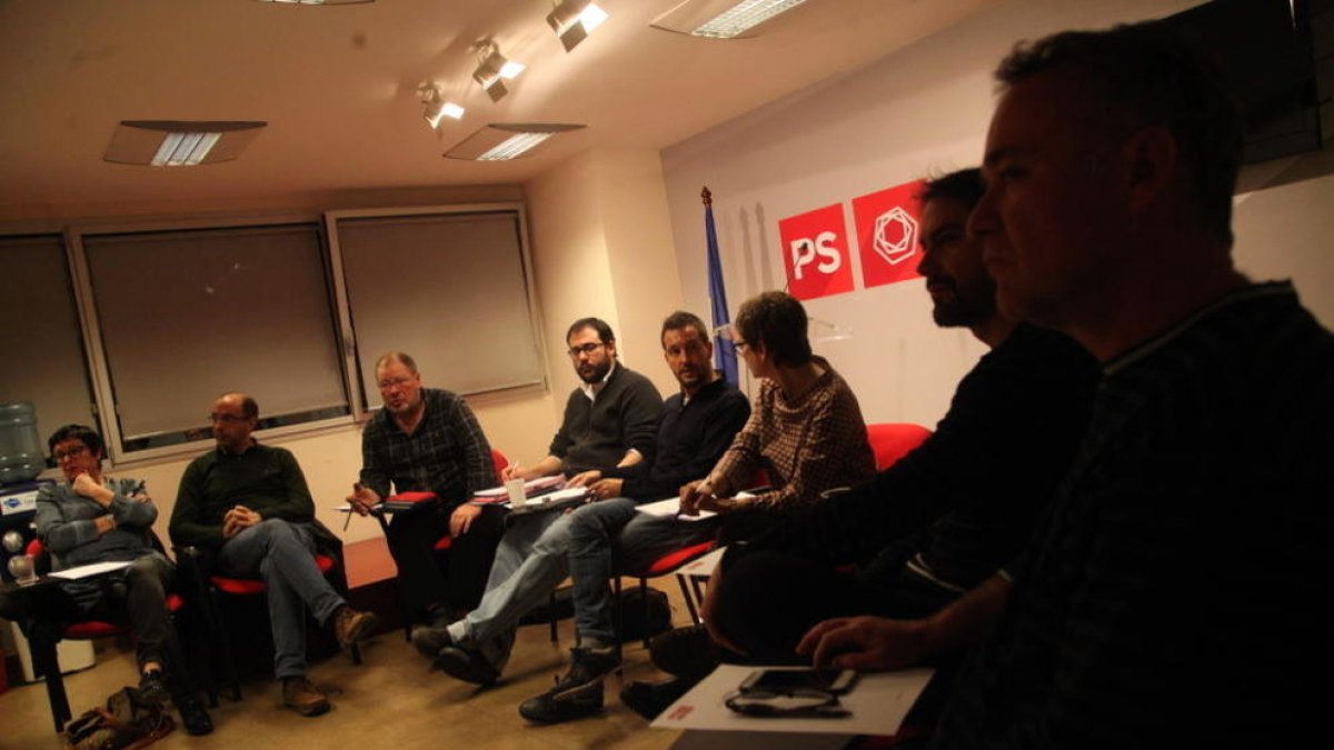 El PS vol que L'A validi primer el pacte per “prendre una decisió”