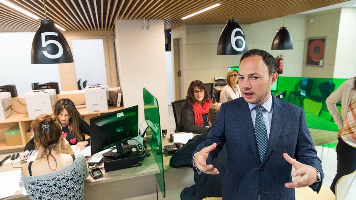 Govern inverteix 186.000 euros en les obres de millora del servei d'immigració