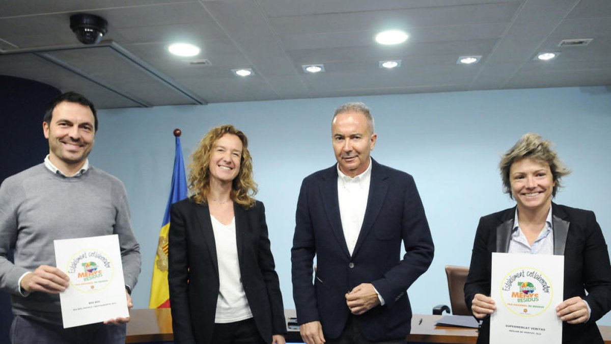 Veritas i Bio Bio, primeres empreses a rebre el diploma per col·laborar en la gestió de residus