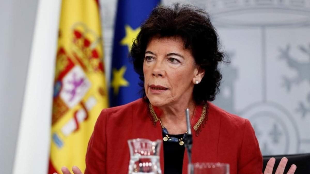 El govern acusa el PP i Cs de voler “abatre” Sánchez amb l'afer de la tesi