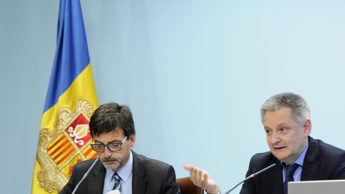 El preu dels abonaments d'autobus baixarà, mentre que el del bitllet senzill pujarà