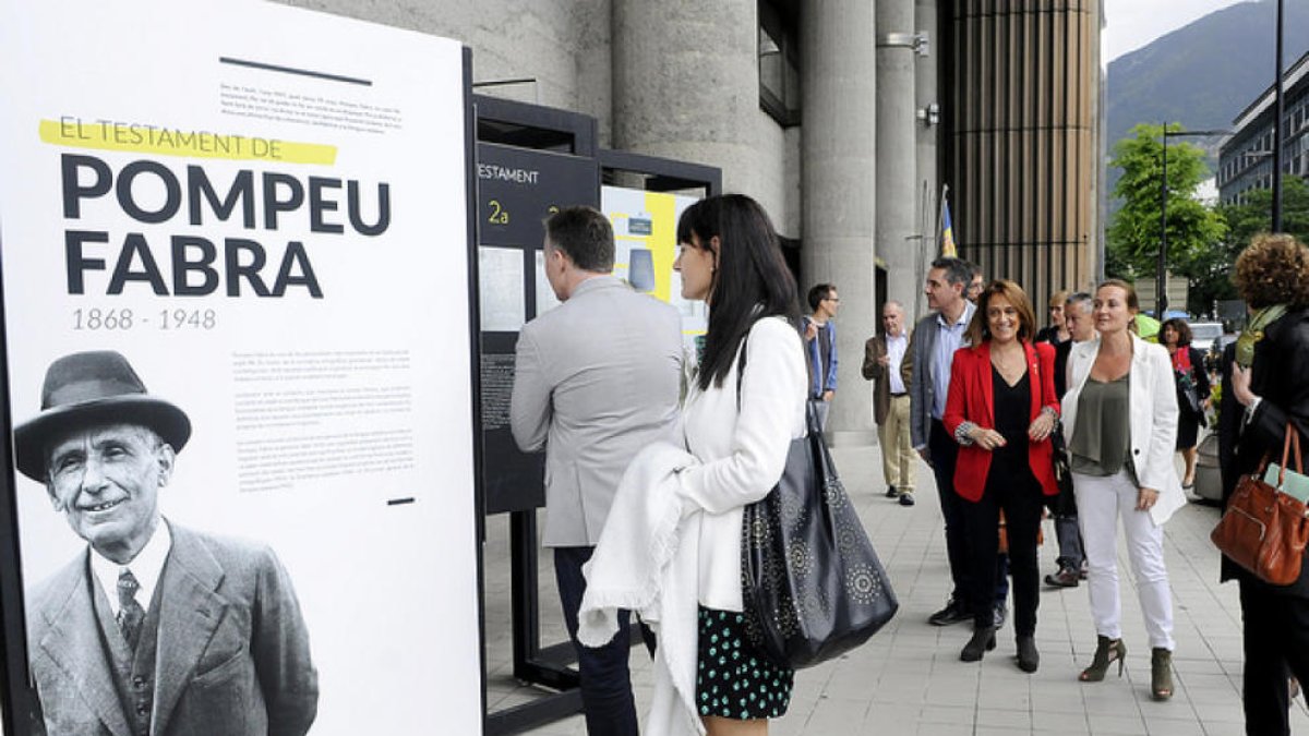 Les faltes i la història