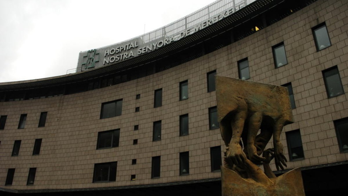 L'USdA denuncia la renovació a la concessionària de les ambulàncies