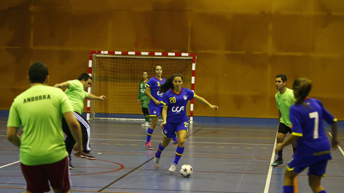 Partit amistós entre els Special Olympics i l'ENFAF CCA Andorrà cadet femení