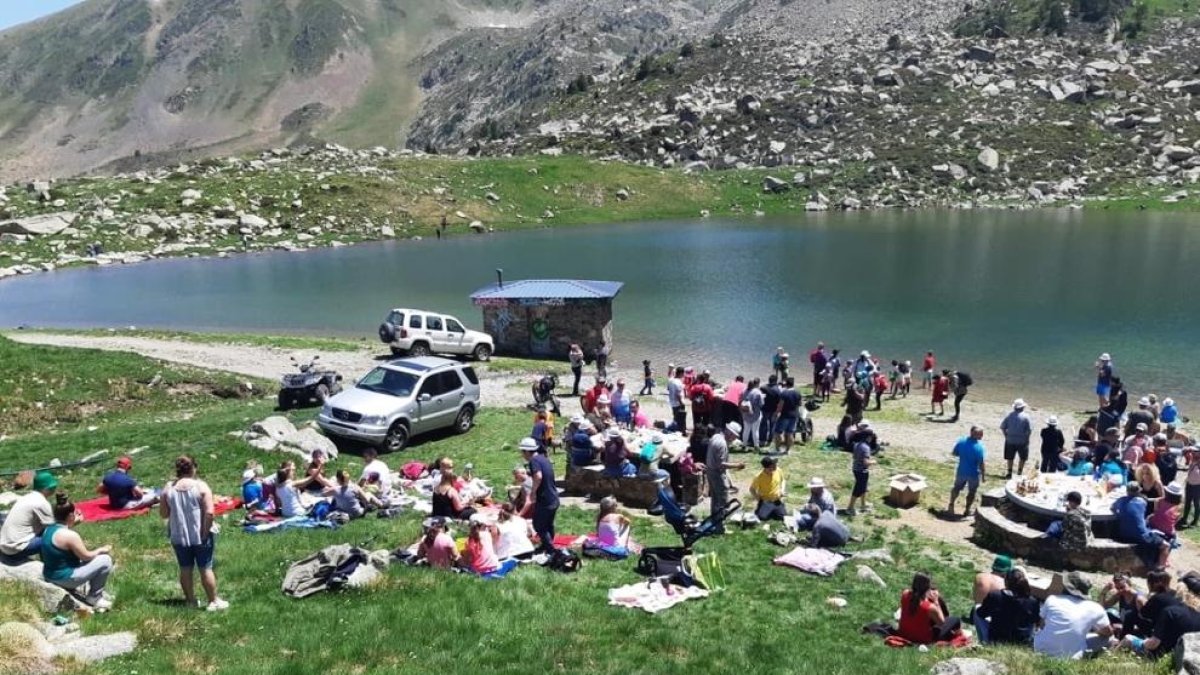 Costellada a les Abelletes per la festa major del Pas