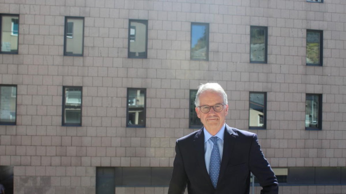 El director del SAAS aposta per reduir fàrmacs a la gent gran