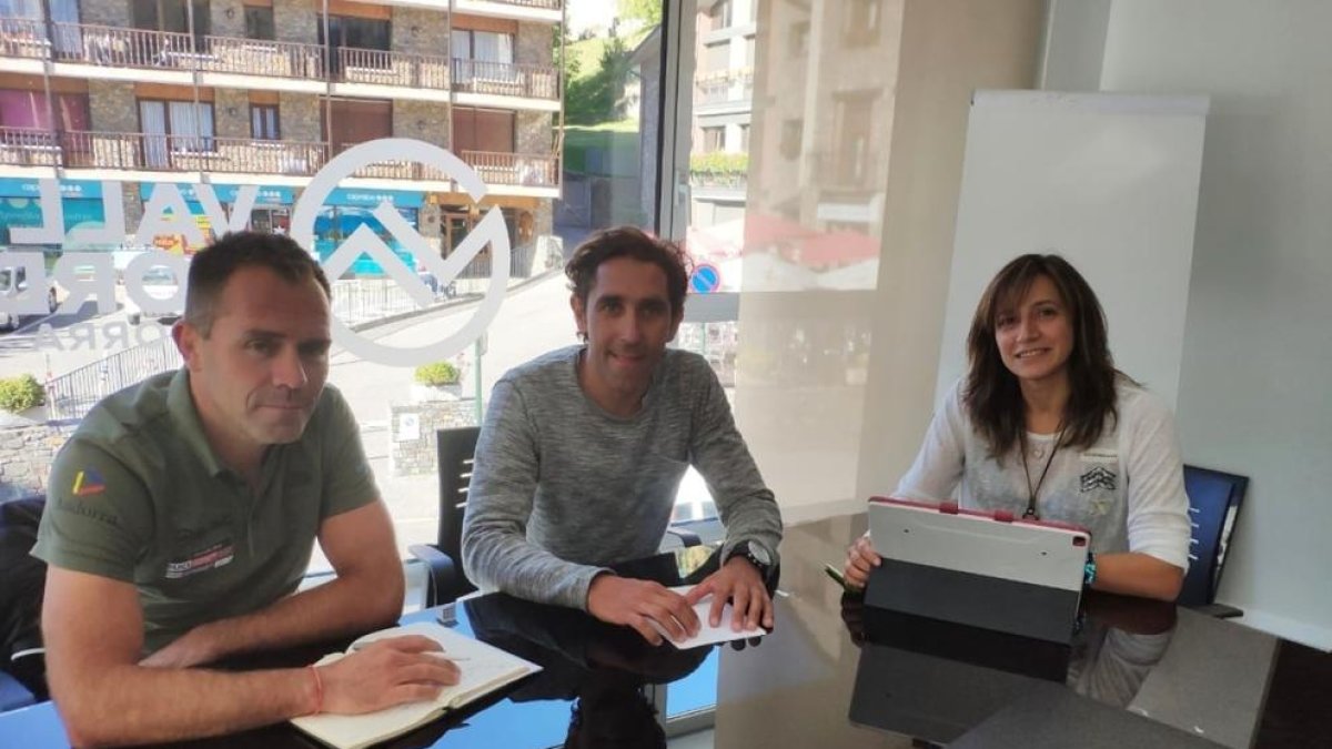 La nova associació de monitors confia d'aconseguir l'apujada salarial