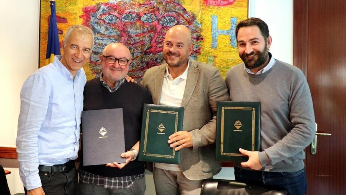 El comú i Saetde signen el conveni per explotar els terrenys de Concòrdia