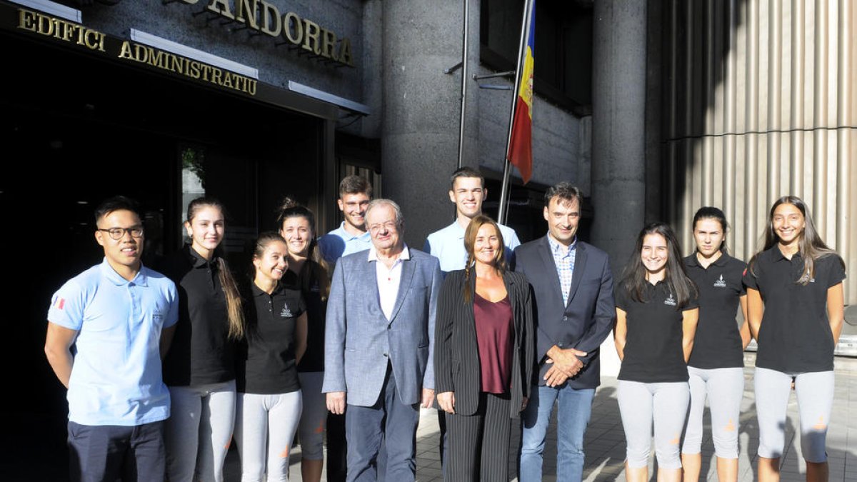 Gelabert rep la delegació andorrana dels Jocs olímpics de la joventut
