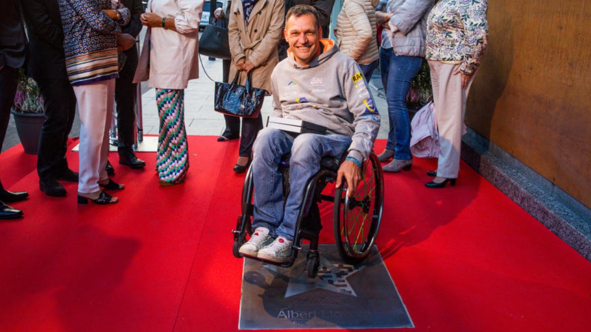 Albert Llovera ja té estrella a la capital