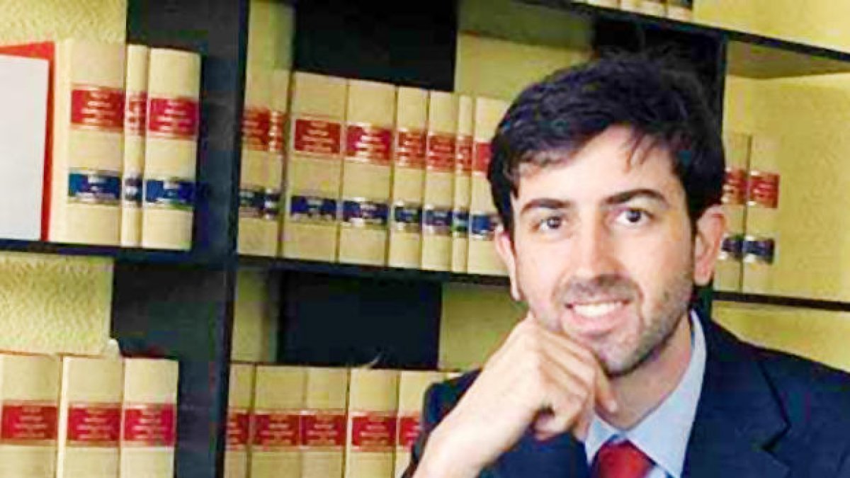 “A l'espanyol mitjà li agrada tocar allò que vol comprar”