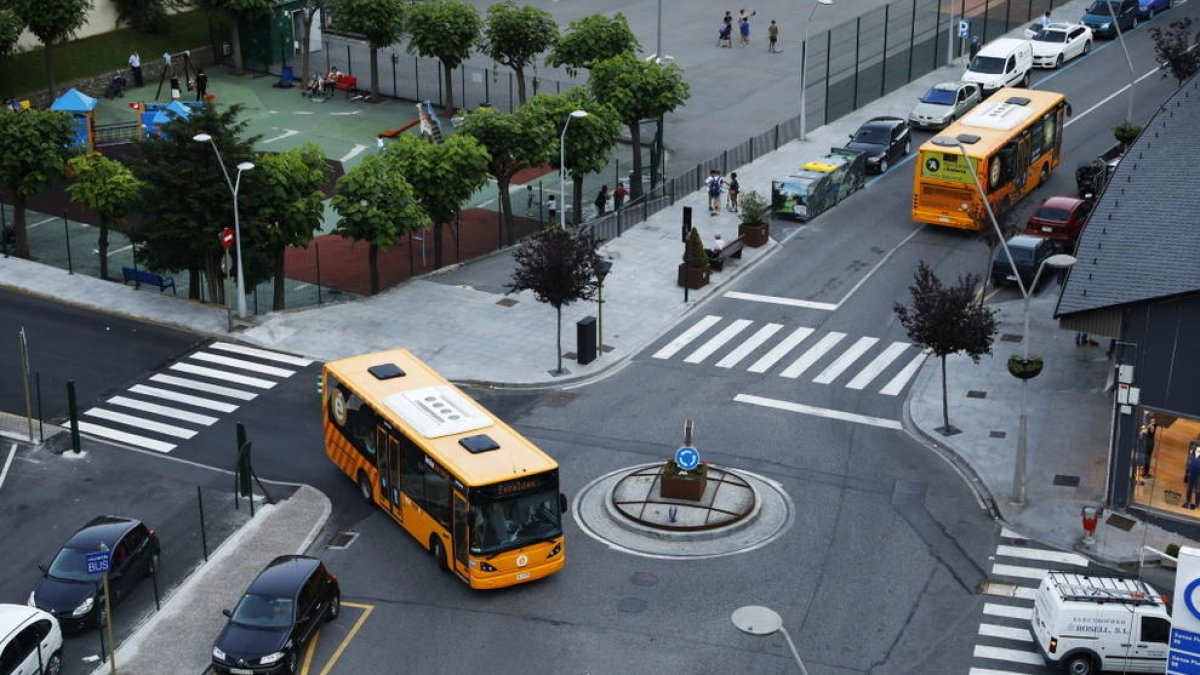 La concessió de les línies d'autobús es retarda fins a mitjan 2019