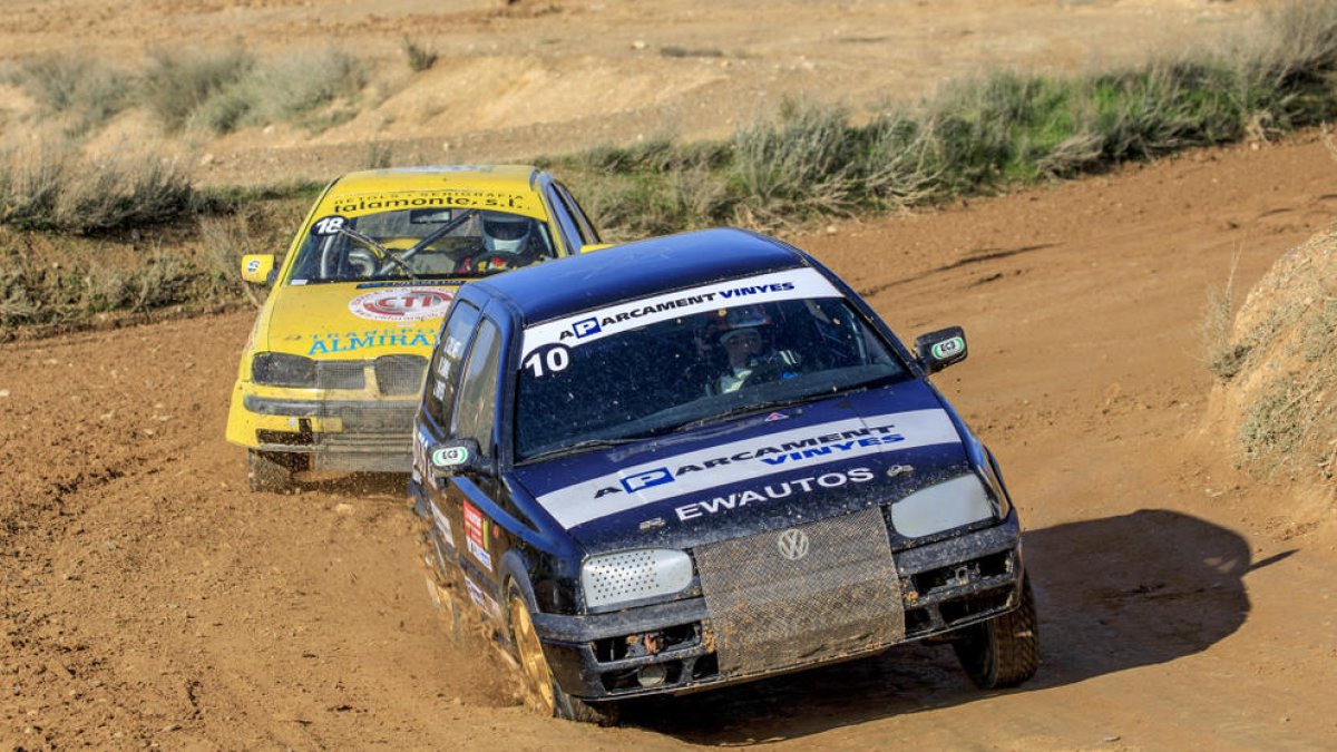 Guillamet-Caminal-Vinyes, a tocar del triomf absolut