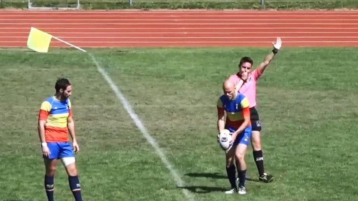 Els 'isards' pugen a la conferència 1