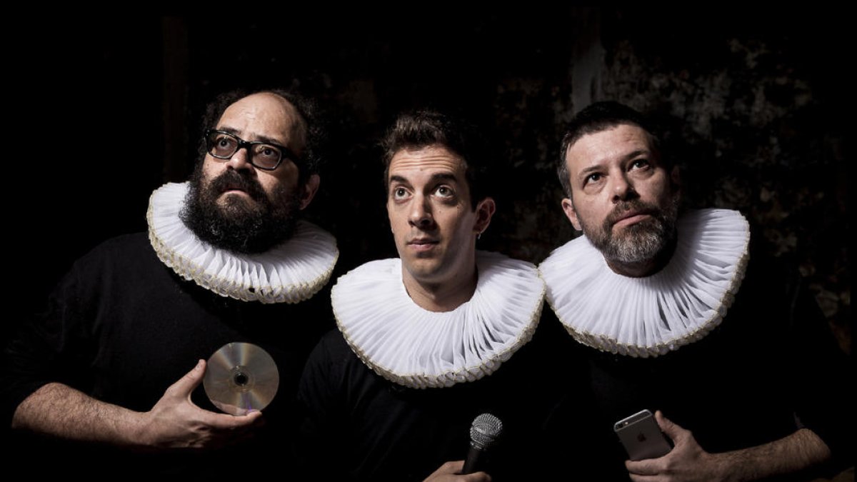 Quelcom porta al febrer l'humor de David Broncano i Quequé