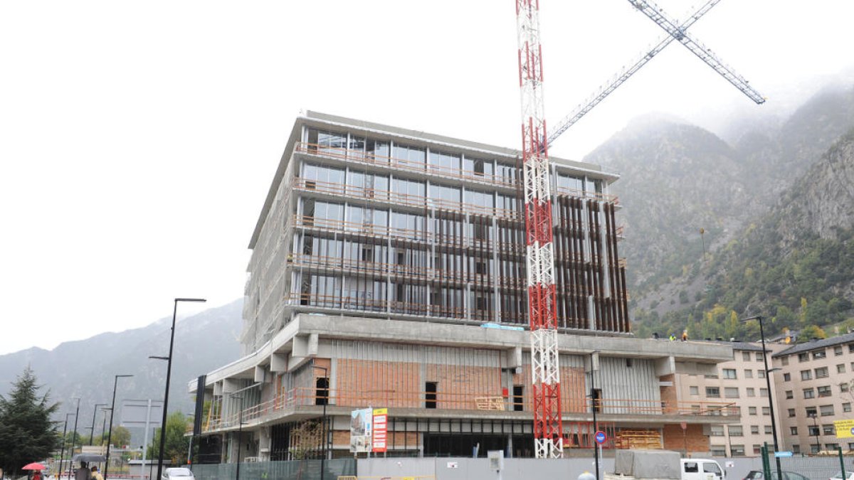 808.197 euros més per a la nova seu de la justícia