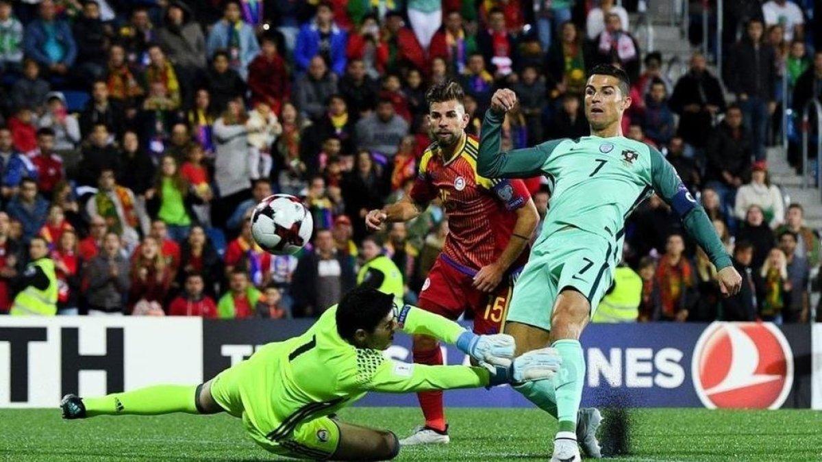 Per què el futbol no ens enganxa?