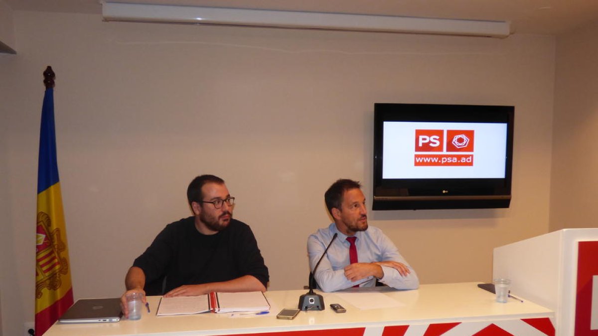 Rebutjada la proposta del PS per ampliar la baixa maternal