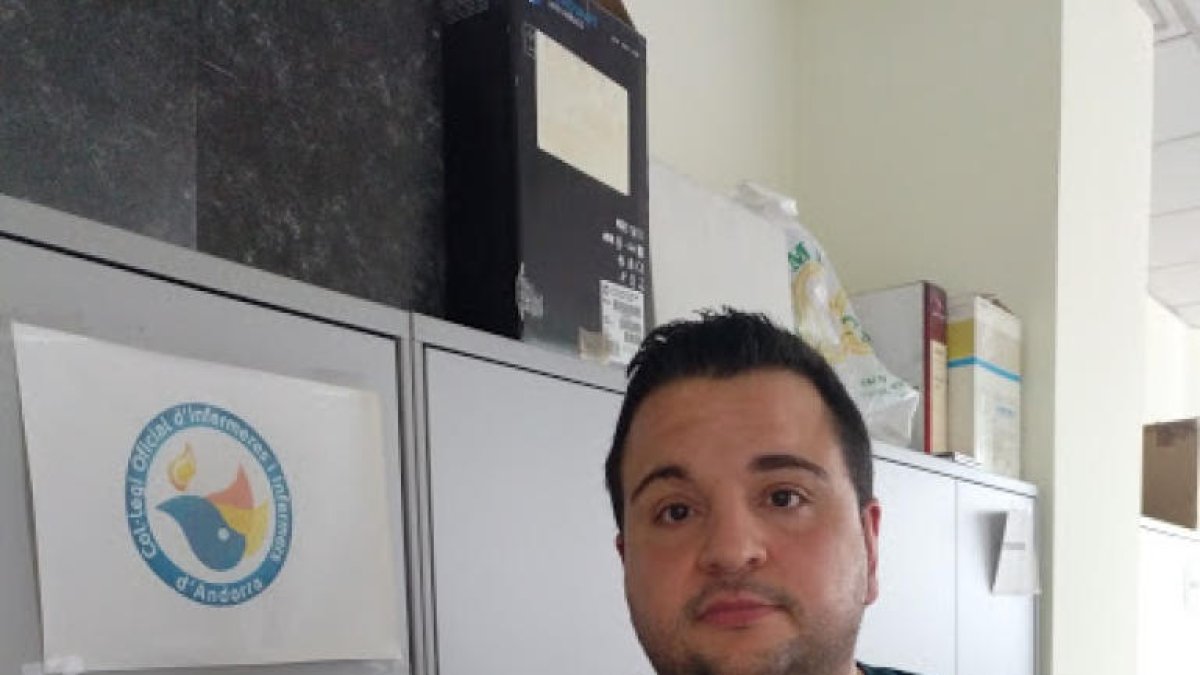 Els infermers reivindiquen la necessitat de la pujada salarial