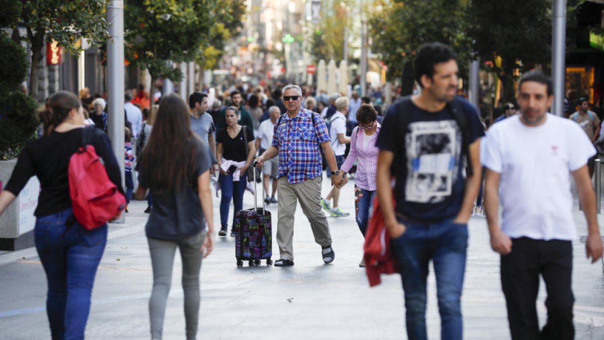 Camp valora canvis d'estratègia a Turisme